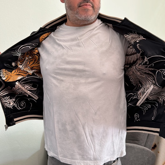 Embroidered jacket reversible. Large. NWOT - Picture 7 of 10